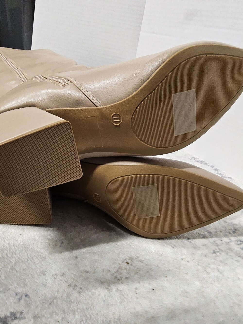 Customer Return Size 11 Knee-High Pointed Toe Block Heel Boots - Nude - Picture 5 of 12
